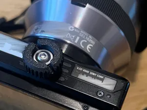 Camera screw 1/4" - 3/8in (9,52mm) length