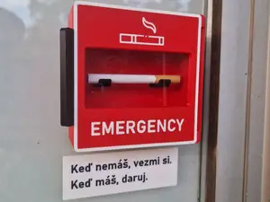 EMERGENCY cigarette box