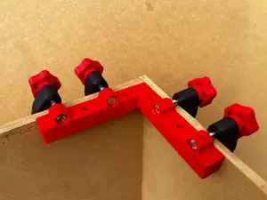 DIY 90-degree corner clamp (M6 Metric Version)