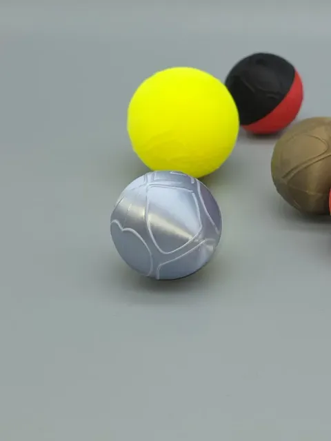 Cat Toy Ball – Smooth Rolling & Pleasant Sound — Image 10 of 11