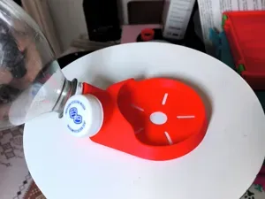 Recogedor de polvo para botellas PET en bricolaje