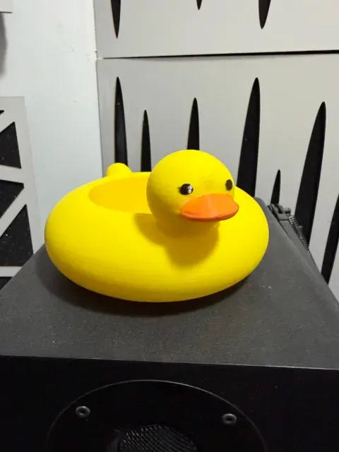 Duck Drink Float – Pool Can Holder — Image 2 of 3