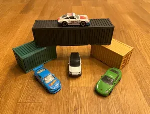 Double Container 1/64 for scale car diorama garage