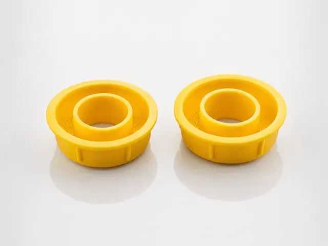 Calpol syringe adapters for any medicine bottle V2 — Image 3 of 3
