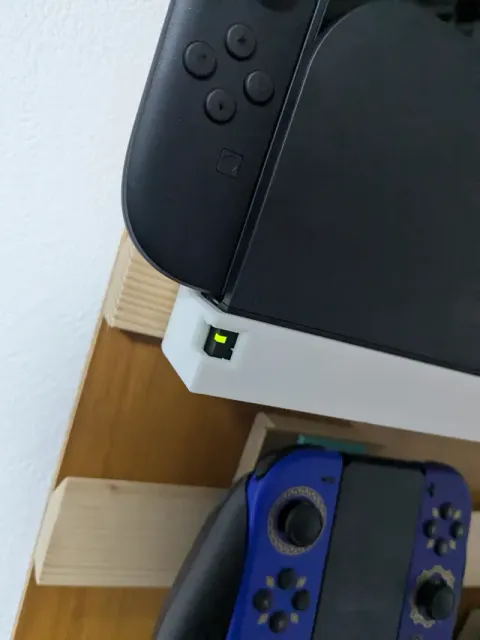 Nintendo Switch2 Wall Mount Dock — Фото 10 из 13