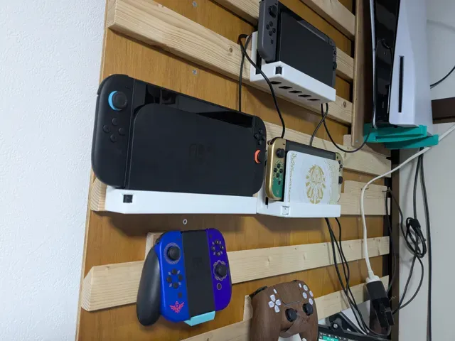 Nintendo Switch2 Wall Mount Dock — Фото 2 из 13