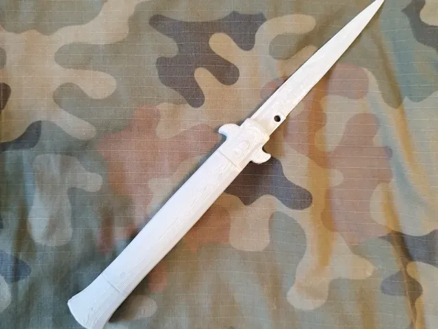 Stiletto Knife - COUNTER STRIKE 2