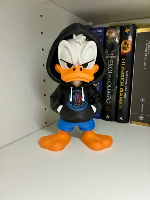 Donald Duck Urban — Image 2 of 8