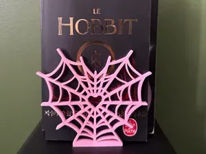 Spiderweb heart bookends - NO AMS-