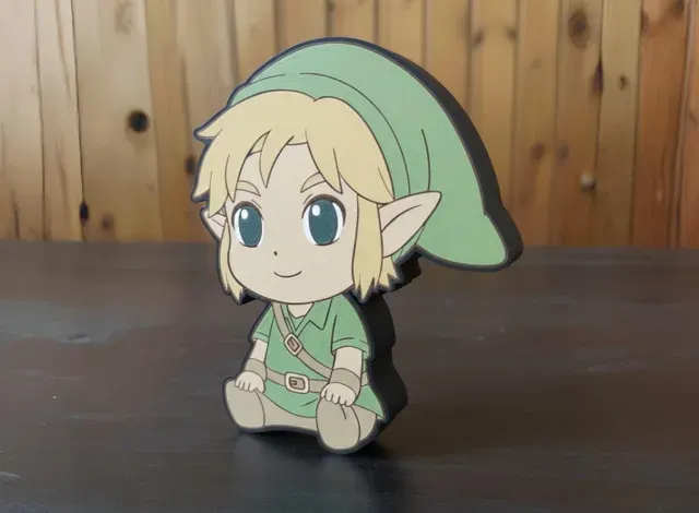 Chibi Zelda Desk Lamp — Image 2 of 2