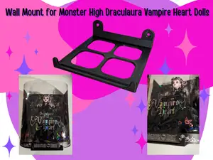 Wall Mount Monster High Draculaura Vampire Heart