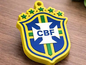 Destapador de lata llavero CBF Brasil Mundial 26