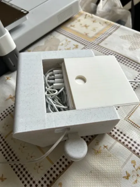 3-in-1 Apple Charger Dock – iPhone Watch Pods — Фото 5 из 5