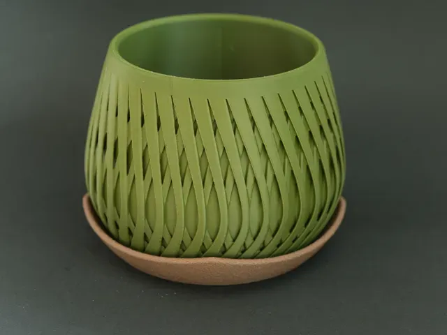 Ludovica Woven Planter with Drainage and Saucer — Image 4 of 9