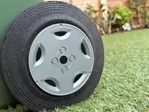 UK Wheelie bin Vauxhall / Opel Cavalier GSi wheels