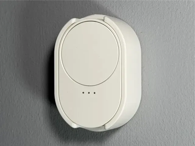 IKEA BILRESA - Wall Mount (SCROLL WHEEL) — Image 2 of 4