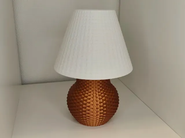 Modern Geometric Table Lamp Textured Shade E14 — Фото 2 из 5