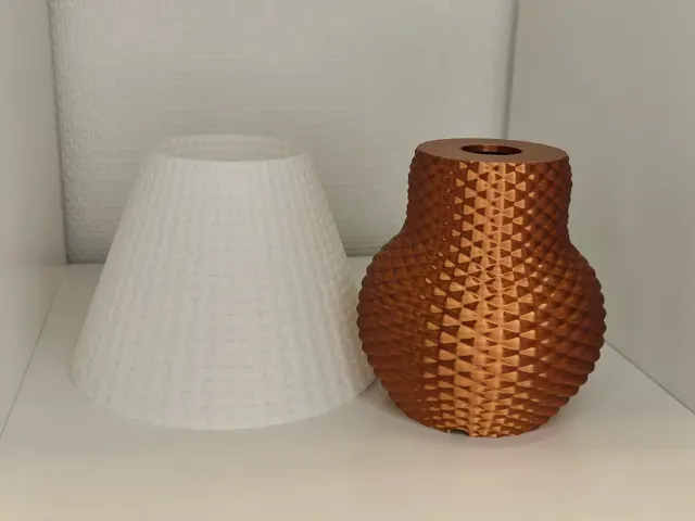 Modern Geometric Table Lamp Textured Shade E14 — Фото 3 из 5