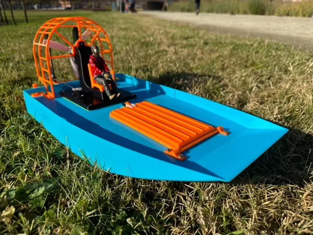 Radio Control Racing Boat - Aerotrooper — Image 6 of 8