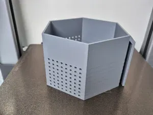 Aquarium Water Pouring Aid & Gentle Diffuser