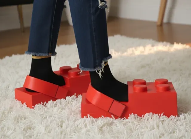 Brick Crocs/ Clogs (Wearable and Size Adjustable) — Фото 5 из 8