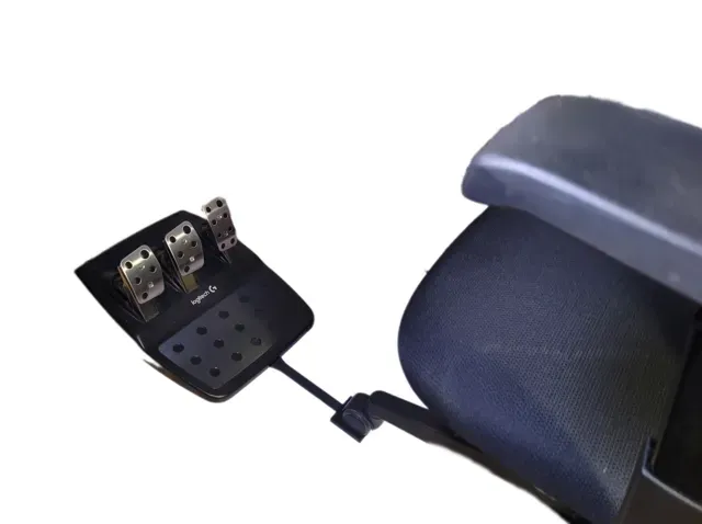 chair lock for logitech g29 pedal board ( wedge ) — Фото 4 из 6
