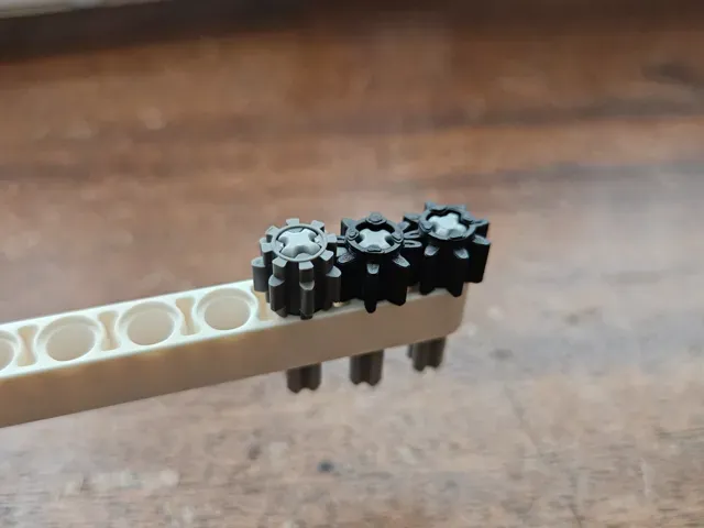 small LEGÓ Technic compatible gear — Image 3 of 5