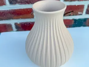 Modern Ribbed Vase, Elegant Fluted 3D Printed Vase