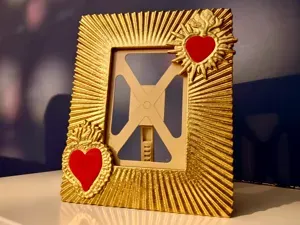 Hearts Picture Frames for 90x130 / 100x150mm Pics