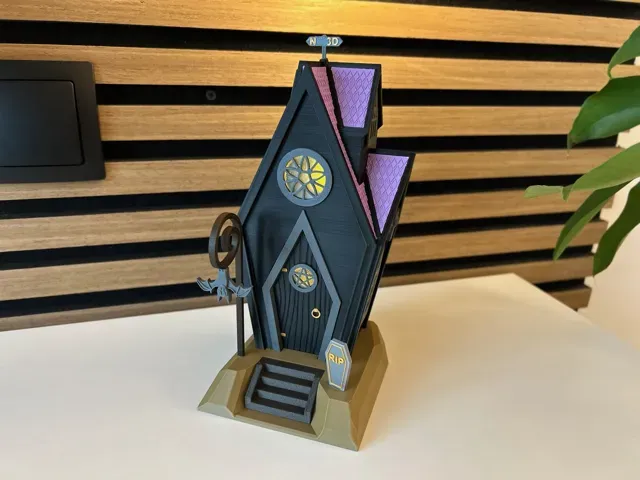 Creepy Halloween Coffin Fairy-House (illuminated) — Image 4 of 6
