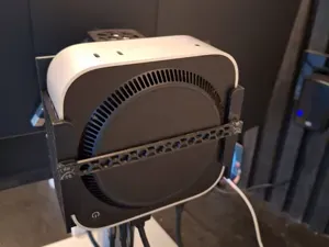 Mac Mini M4 mount - 75x75 VESA - light & secured