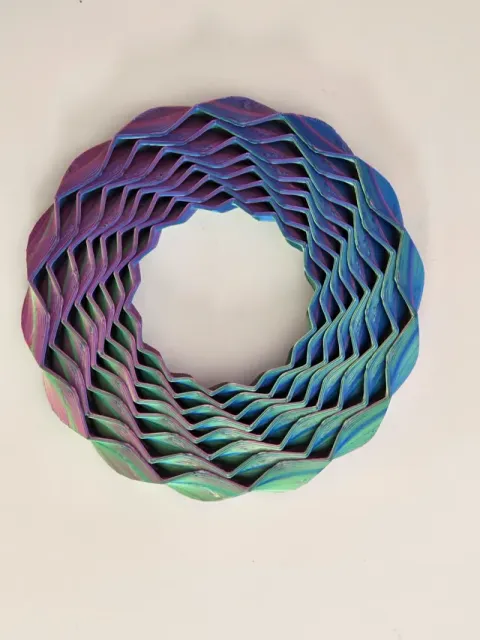 Twisty Fidget Shaker — Image 5 of 5