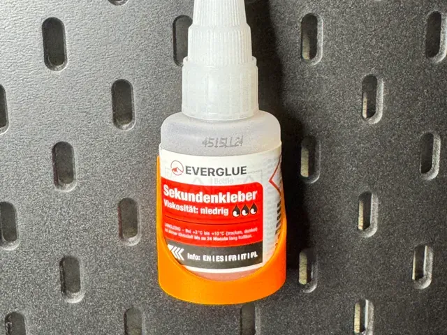 Everglue super glue holder for IKEA Skadis