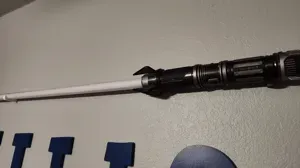 Low profile light saber wall mount