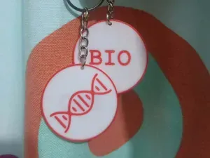 Biology Symbol Keychain (DNA)