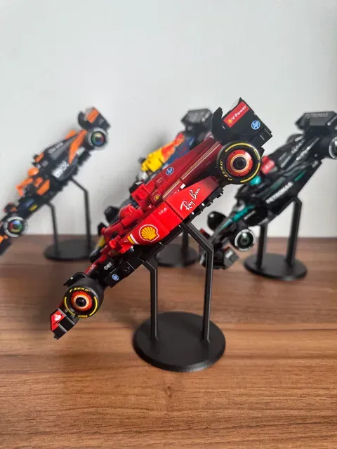LEG0 Speed Champions F1 Car Display V2 — Фото 5 из 6