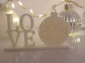Bauble Themed Love Sign 1