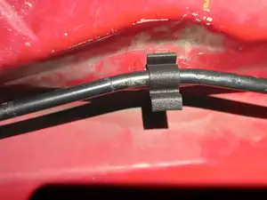 Clip di fissaggio asta cofano motore Opel Vivaro