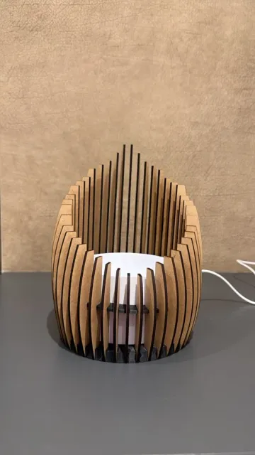 Drop Lamp – Hybrid 3D Printed Lamp — Image 2 of 10