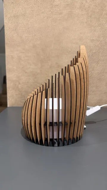 Drop Lamp – Hybrid 3D Printed Lamp — Image 3 of 10
