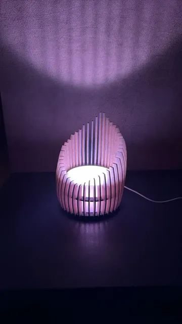 Drop Lamp – Hybrid 3D Printed Lamp — Image 9 of 10