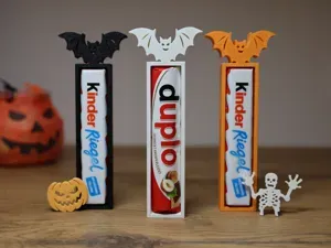 Halloween Vampire Holder for Duplo & Kinderriegel