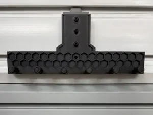 M.T.H.S. Holder - Pegs - Small