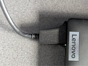 Lenovo T14s Gen 6 USB-C support standard lead