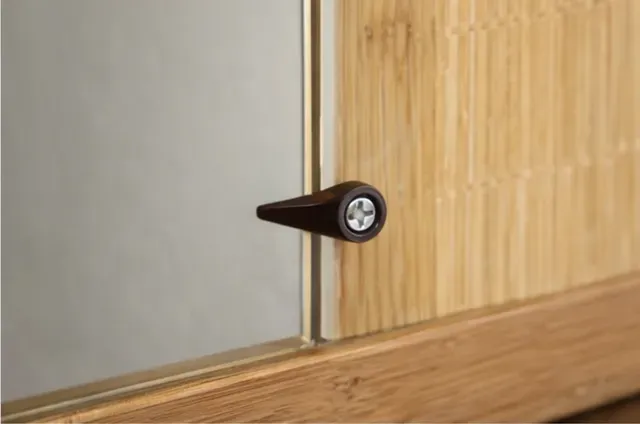 Cabinet Glass Pane Clip (Customizable Dimensions) — Image 3 of 9