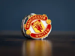 Manchester United Logo Keyring