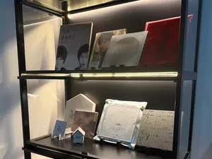 专辑支架