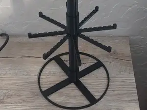 Keychain stand