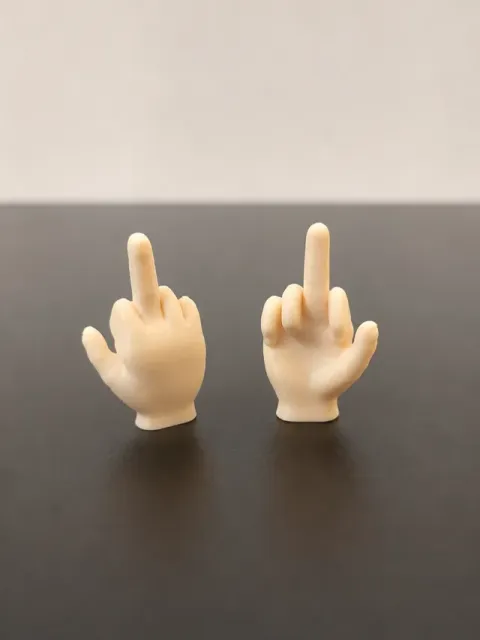 100 Cute Mini Middle Fingers to hide! — Фото 4 из 5