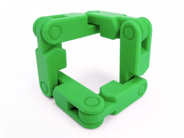 Infinity Triangle Flip Fidget Toy (Print in Place) — Фото 4 из 7